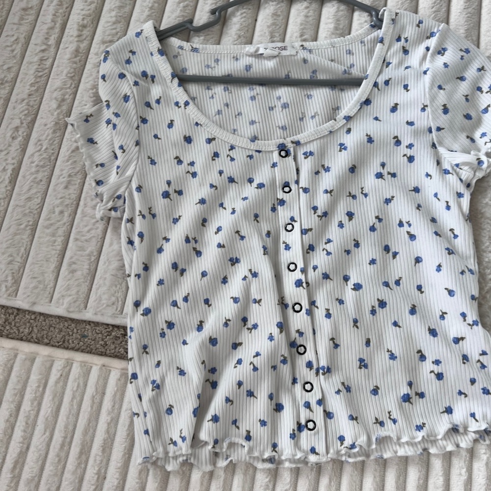 Flower Tee Blue and White Women Size M